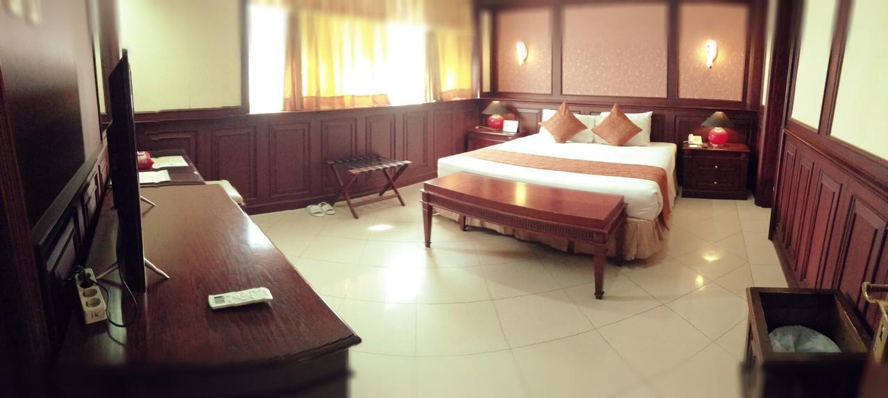 Hotel Tarakan Plaza Exteriér fotografie
